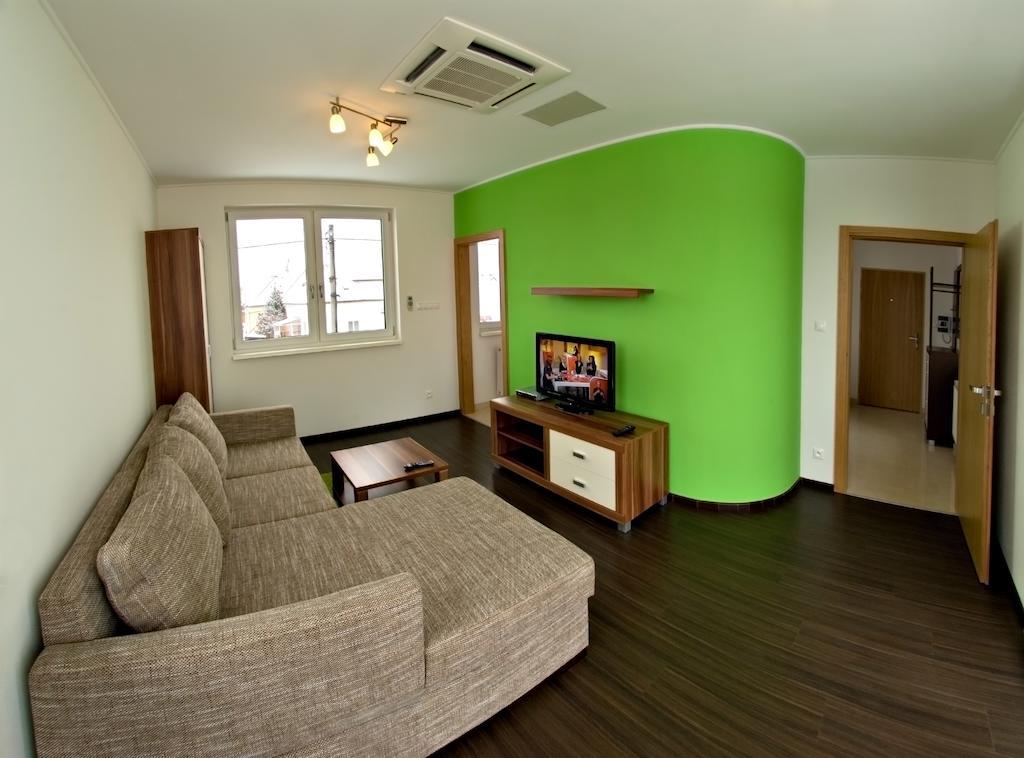 Fine Restaurant & Apartments Malacky Habitación foto
